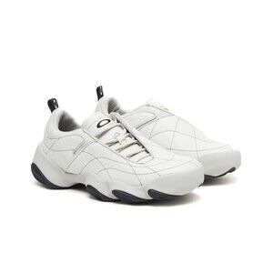 Oakley Factory Team Flesh Warp - Vaporous Gray SZ 8 in Men's